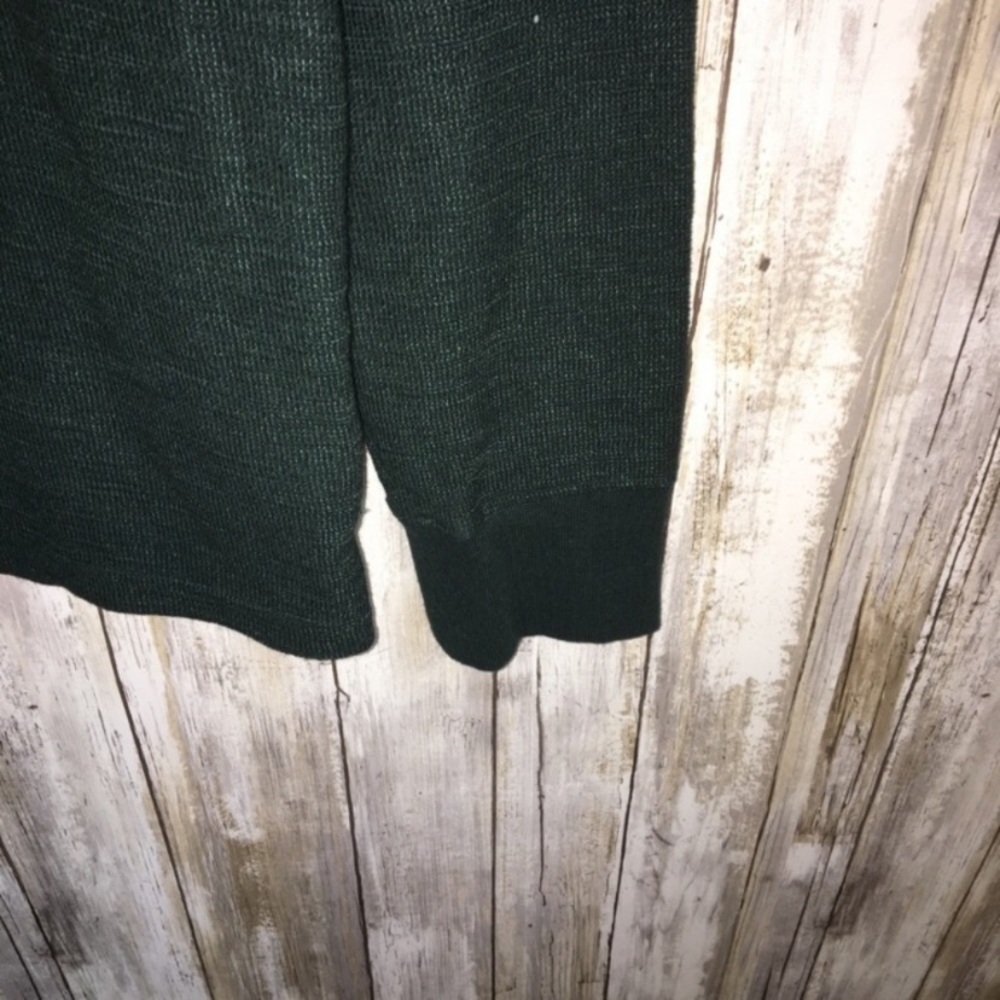 GoodFellow Hunter Green Sweater - Picture 2 of 3